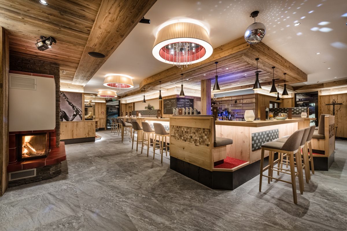 Hotelbar Cockdails Familienhotel Zauchenseehof