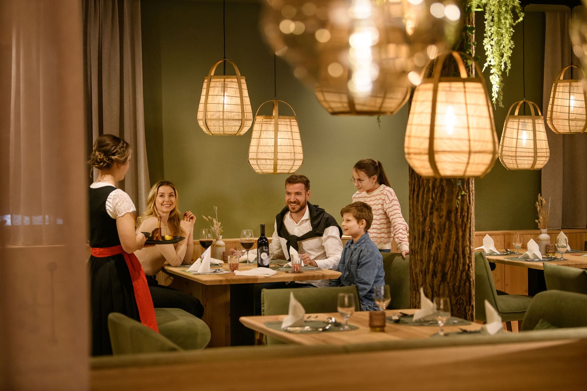Wald Restaurant Familienhotel Zauchenseehof